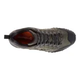 Zapato de senderismo color verde oliva con detalles en negro, capellada de cuero flor, forro de malla transpirable, plantilla anatómica Ortholite™, entresuela de espuma EVA moldeada por compresión y suela Vibram®.