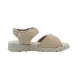 Sandalias Piccadilly color beige con plataforma baja y ajuste con velcro.