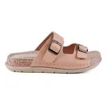 Sandalias bajas color rosa, con doble tira en el empeine y hebillas metálicas.