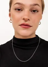 Cadena fina de plata 925, modelo groumet.