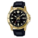 Reloj Casio con correa de cuero negra y esfera negra con detalles en dorado. El bisel es dorado con números y el dial tiene indicadores de hora en blanco. Resistente al agua 50m.