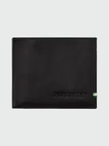 Billetera de cuero negra Longchamp, modelo Sur Seine, con logo grabado y detalle de rayas verdes y blancas en la esquina inferior.