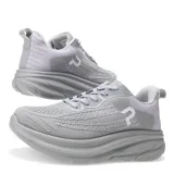 Championes acordonados color negro con detalles en violeta y celeste.