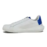 Championes Diadora Mass Damper Derby blancos con detalles en rojo y azul. Presentan el logo de la marca en rojo en el lateral y detalles en azul en el talón y la lengüeta.