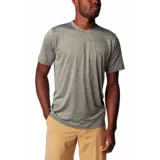 Remera deportiva Columbia Hike Crew color borgoña, de corte clásico y manga corta, con logo estampado en el pecho. Confeccionada en poliéster con tecnología Omni-Wick para absorción de la humedad y control de olores.