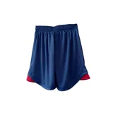 Short de fútbol Umbro del Club Nacional de Football, modelo Home 2025. Diseño azul con detalles en rojo y blanco. Incluye logo de Umbro y escudo del club.