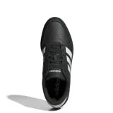 Championes Adidas Breaknet 3.0 de cuero sintético negro con las tres tiras blancas en los laterales y suela de goma.