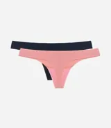 Bombacha bikini color negro, corte a hilo y sin estampado.