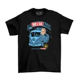 Remera negra de algodón con estampa de Marcelo Bielsa manejando una camioneta combi celeste.