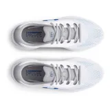 Zapatillas de running Under Armour Charged Rogue 4 para mujer, color blanco con detalles en gris y azul.