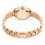 Reloj de pulsera con caja ovalada de 26 mm x 29 mm con acabado en tono oro rosa. Esfera azul iridiscente con marcadores de hora aplicados y logo de cisne de Swarovski a las 12. La corona tiene una piedra engastada. El brazalete es de metal ajustable y está decorado con aproximadamente 232 cristales Ultra Fine Crystal Rocks de color azul.