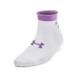 Pack de tres pares de medias Under Armour Essential, de corte tobillero, color blanco con detalles en lila y logo de la marca.