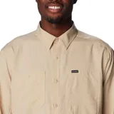 Camisa de hombre Columbia Silver Ridge, color beige, de manga larga con botones para enrollar, dos bolsillos frontales con botón, ventilación en la espalda y protección solar UPF 50.
