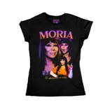 Remera negra entallada con estampado de Moria Casán y la frase "El decorado se calla".