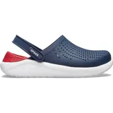 Zuecos Gris con diseño ligero y perforaciones para ventilación, modelo unisex.