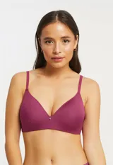 Soutien azul eléctrico de microfibra ultrasuave, con copas soft moldeadas, breteles convertibles y laterales dobles con varillas internas para mayor soporte.