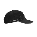 Gorra negra de denim con logo "S" bordado en blanco en el frente.