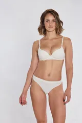 Bombacha colaless de microfibra color gris, sin costuras y con forro 100% de algodón.