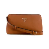 Bandolera Guess modelo Talent color marrón con logo triangular metálico en el frente y correa ajustable.