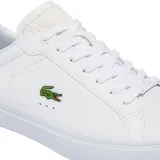 Championes Lacoste Powercourt de cuero blanco con logo de cocodrilo verde bordado en el lateral y detalles en simil piel de reptil en el talón y la lengüeta.