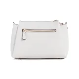 Cartera Guess modelo Iwona, color blanco, con correa ajustable y desmontable, cierre superior con cremallera y logo triangular dorado en el frente.