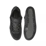 Championes urbanos Adidas ADI2000 color negro, con detalles en cuero y gamuza.