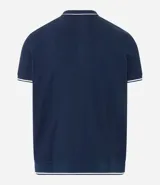 Chomba polo blanca de viscosa texturizada a rayas, corte regular, con cuello y mangas cortas en ribana con detalle contrastante en negro.