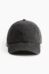 Gorra de béisbol negra de sarga de algodón con cinta antitranspirante de algodón, trabilla ajustable y cierre de metal en la parte posterior.