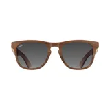 Lentes de sol con montura de madera color marrón y lentes grises.