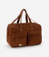 Bolso tipo valija grande color marrón de terciopelo cotelé con bolsillos delanteros, correa de mano y asa larga de gorgorán.