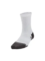 Medias deportivas Under Armour unisex, color blanco con detalles en negro en la puntera y el talón.