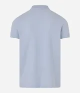 Remera polo de hombre, corte slim, color gris claro, confeccionada en tejido de media malla acanalada de algodón.
