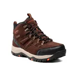 Bota de senderismo Skechers Relaxed Fit Relment Pelmo, color marrón, con cordones, capellada de gamuza, material sintético y malla impermeable. Cuenta con plantilla acolchada Skechers Air-Cooled Memory Foam y suela de goma flexible con dibujo de tacos y alta tracción.