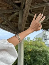 Anillo de plata 925 con diseño de coral de mar. Diseño abierto y ajustable. Hecho a mano.