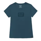 Remera negra de manga corta con cuello redondo y logo metálico de CAT estampado en el pecho.