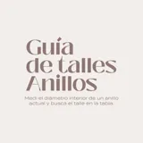 Anillo de plata 925 con diseño de doble banda.