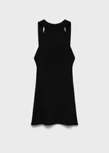 Vestido corto negro de tejido de punto fino con cuello halter y diseño entallado sin mangas.