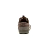 Zapatillas urbanas de hombre color marrón topo, con capellada de nobuk recubierto de PU, forro 100% reciclado postindustrial, plantilla de espuma EVA suave, suela de goma duradera y construcción Strobel.