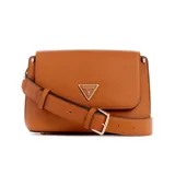 Bandolera Guess modelo Meridian, color marrón, con correa ajustable y logo triangular metálico en el frente.