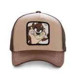 Gorro CapsLab con visera curva, paneles frontales color beige y laterales de rejilla marrón. Presenta un parche bordado con la imagen de Taz, el demonio de Tasmania de los Looney Tunes.