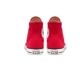 Championes de caña alta Converse Chuck Taylor All Star, color rojo, con cordones blancos y suela de goma blanca con línea negra. Logo de Converse All Star en el lateral interior.