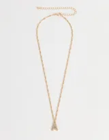 Cadena corta dorada con dije de la letra A cubierto de strass.