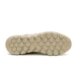 Sneaker CAT Hex Lite Leather color borgoña, de cuero flor, con cordones y suela de goma color beige.