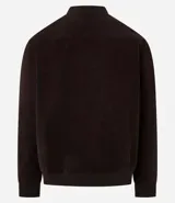 Campera bomber marrón de terciopelo pana con cuello redondo, cierre con botones a presión, bolsillos laterales, puños y cintura elastizados.