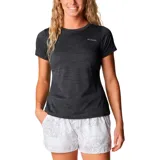 Remera deportiva Columbia color gris con estampado de líneas horizontales y logo de la marca en el pecho.