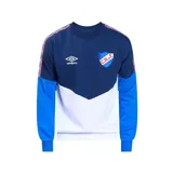 Buzo de hombre Umbro del Club Nacional de Football, con diseño color block en azul marino, blanco y azul. Presenta el logo de Umbro bordado en el pecho y el escudo del club. Tiene detalles de cinta con los colores del club en los hombros y mangas.