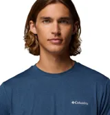 Remera azul de manga corta Columbia con tecnología Omni-Shade™ UPF 50 para protección solar y Omni-Wick™ para absorción de la humedad.