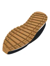 Zapatillas Under Armour W Essential Runner, color blanco con detalles en gris y suela color caramelo.