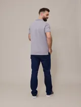 Polo color beige de manga corta con efecto peach.