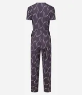 Mono largo de microfibra con estampado geométrico en tonos marrones y blancos. Tiene escote en V, mangas cortas y lazo ajustable en la cintura.